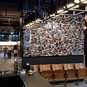 Hotel Zoom, Bruxelas